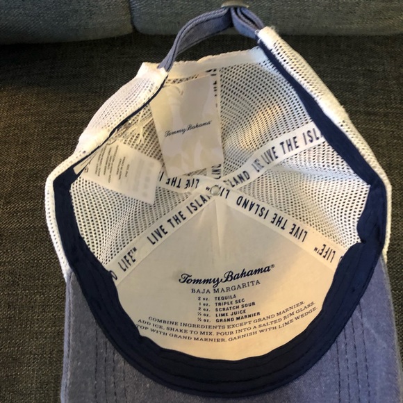 🆕 Tommy Bahama Patriotic Marlin Logo Trucker Hat - Picture 6 of 8